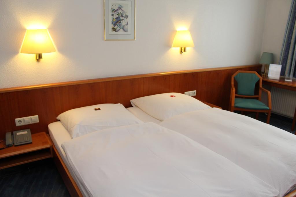 Hotel Sonne Leinfelden-Echterdingen Camera foto